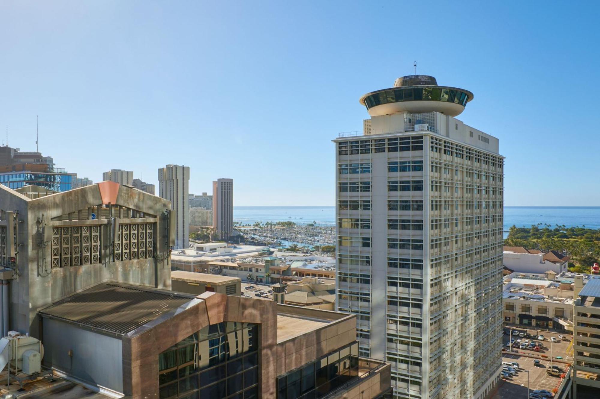 Renaissance Honolulu Hotel & Spa Экстерьер фото