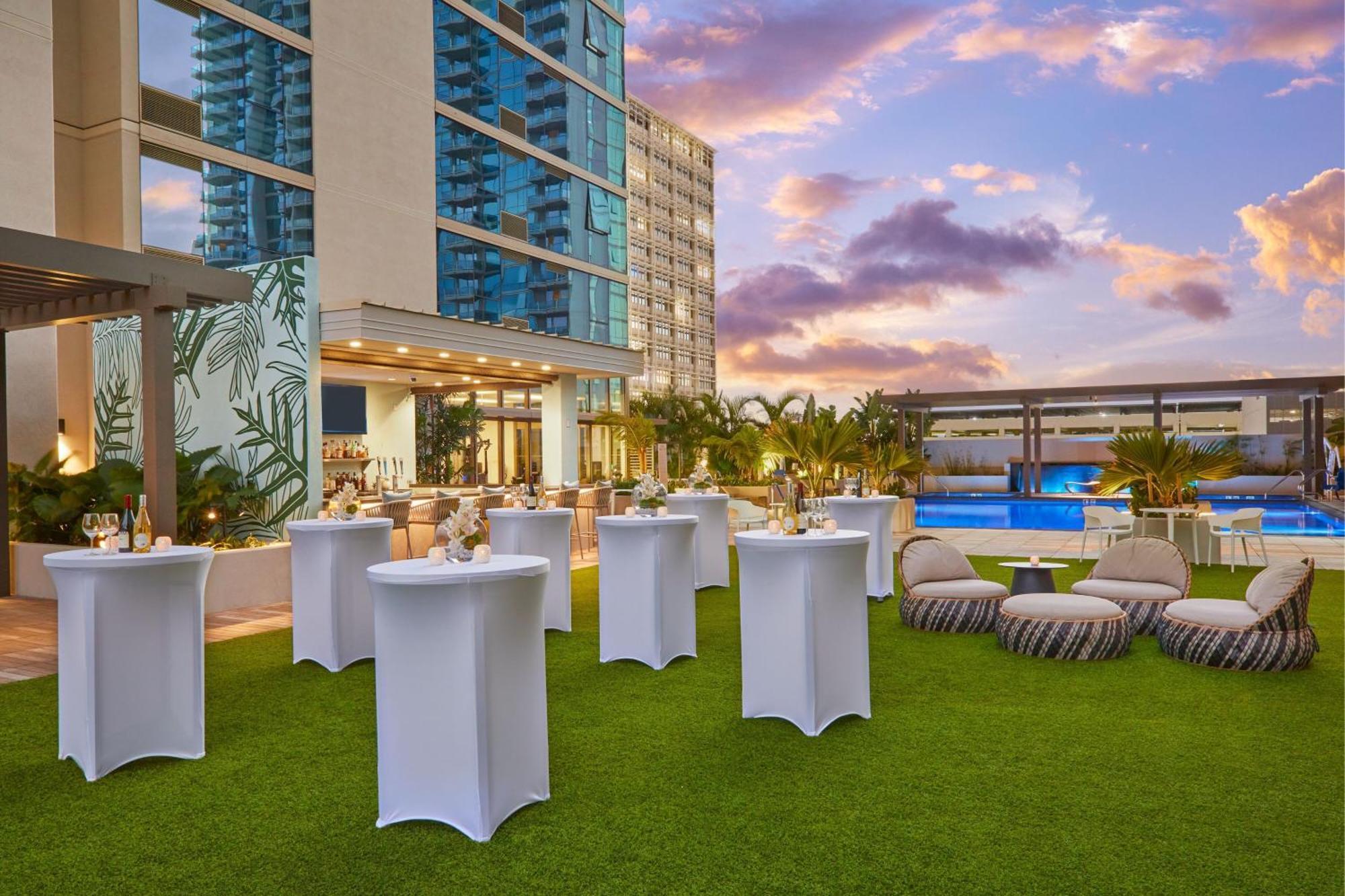 Renaissance Honolulu Hotel & Spa Экстерьер фото