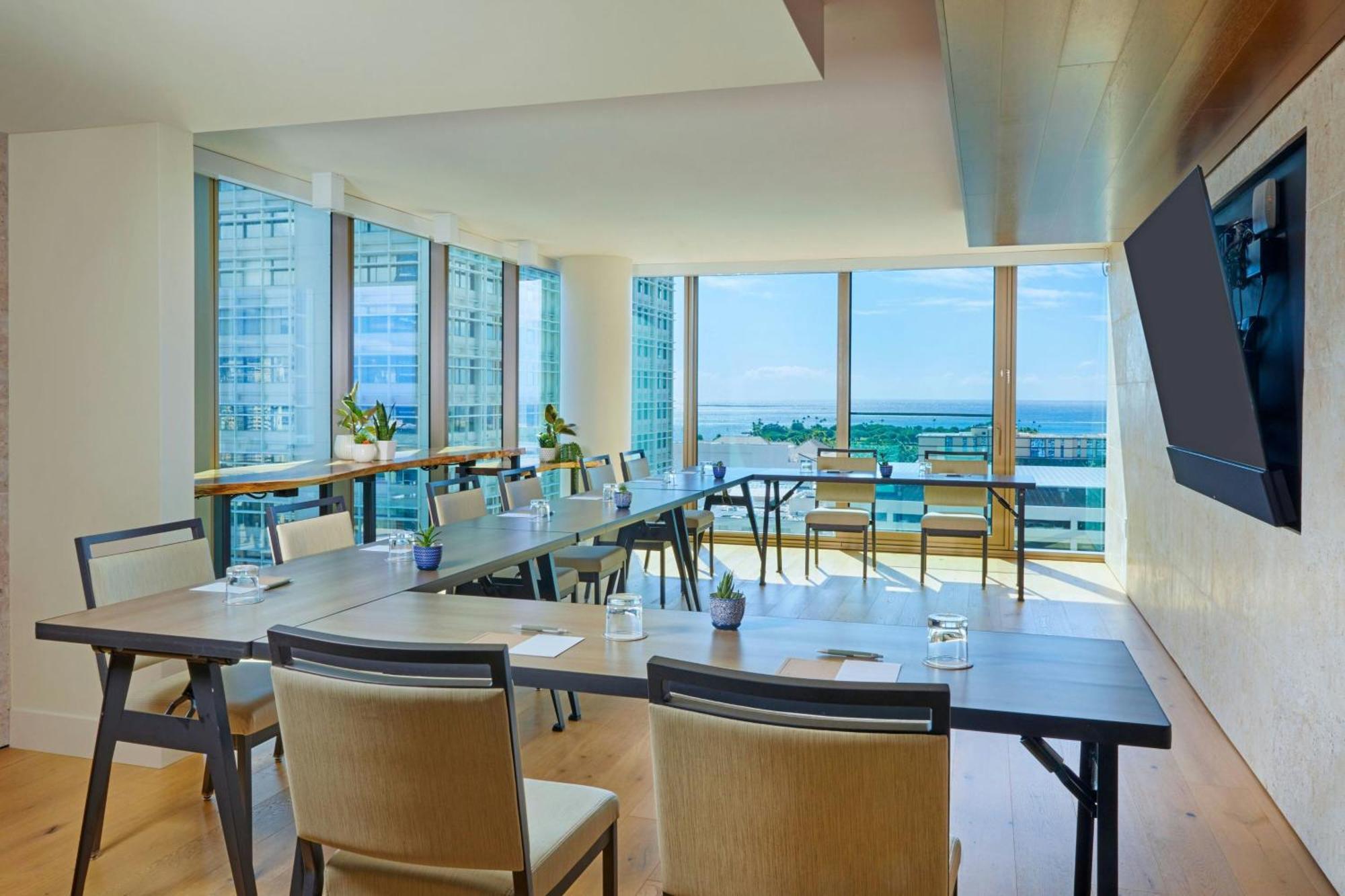 Renaissance Honolulu Hotel & Spa Экстерьер фото